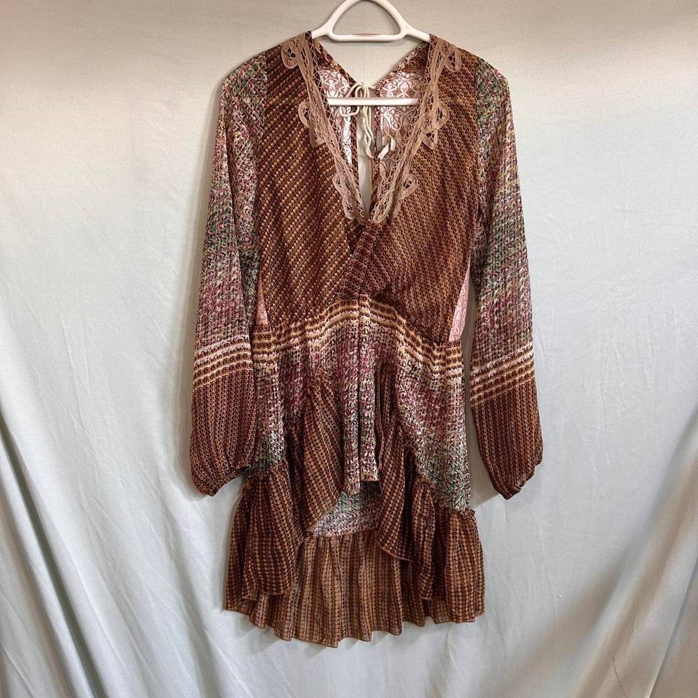 BKE Womens High Low V-neck Long Sleeve Top Medium Boho Western Country Brown